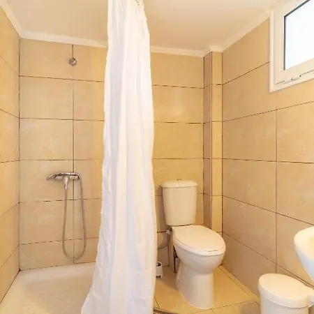 Properstay 101 - Casa Leonardo Chalkidiki بوليخرونو