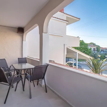 Properstay 101 - Casa Leonardo Chalkidiki Appartement *